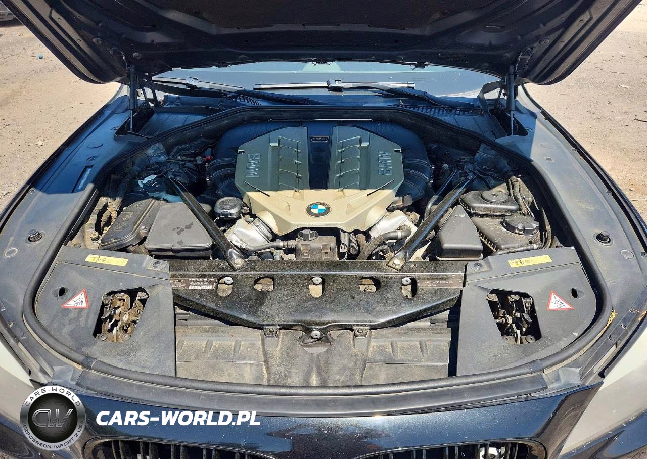 2009 BMW 750 Li VIN:WBAKB83559CY61143 - 11