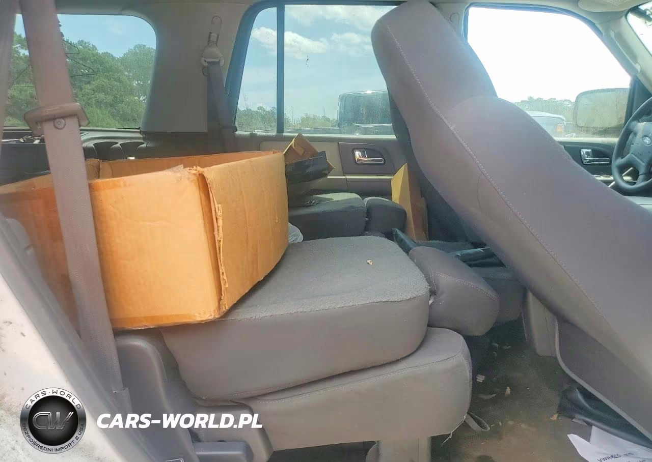 2005 Ford Expedition Xlt VIN:1FMPU16555LB12452 - 11