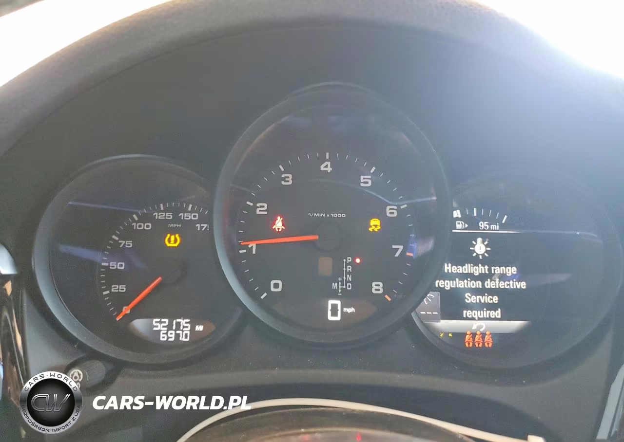 2020 Porsche Macan VIN:WP1AA2A56LLB05375 - 9