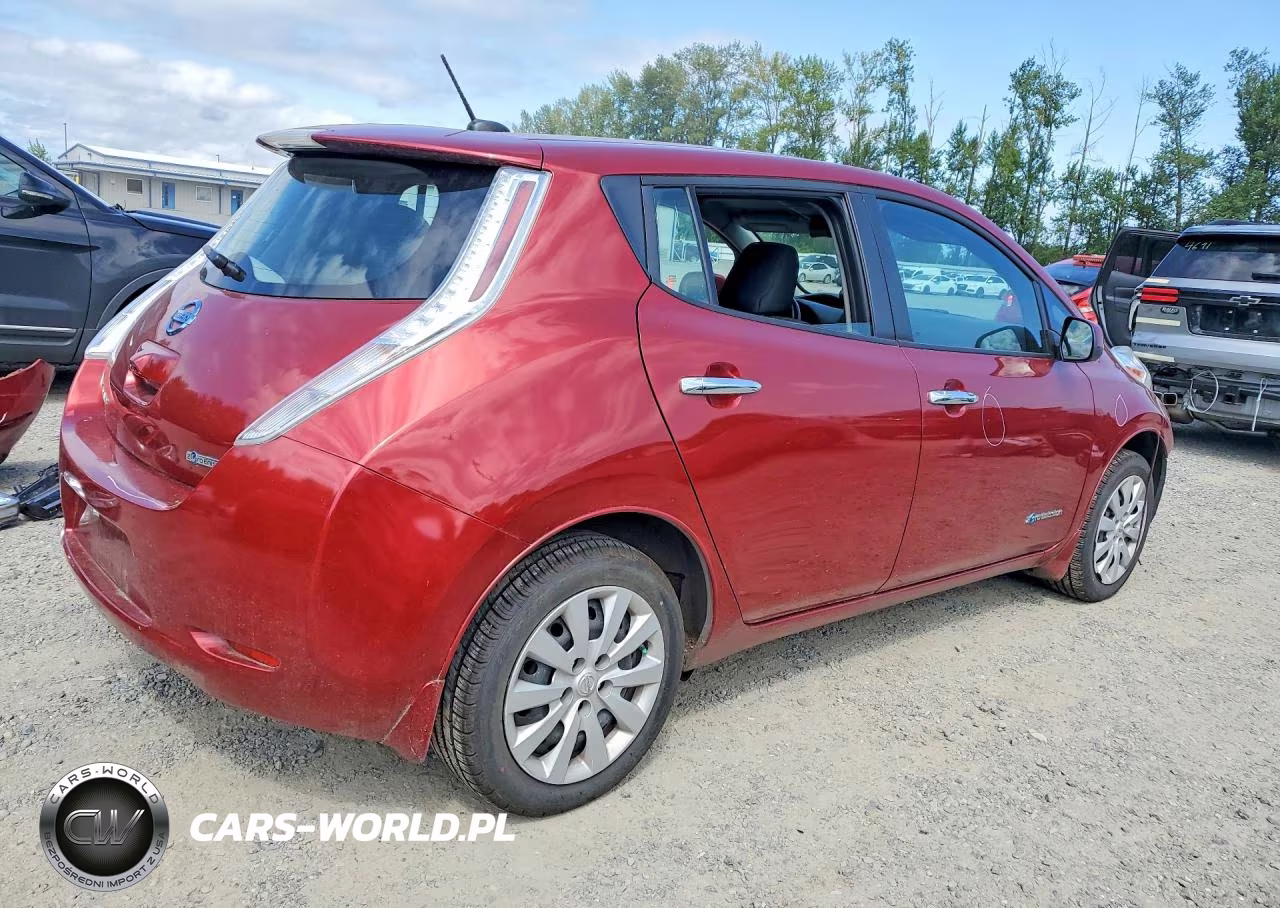 2015 Nissan Leaf S VIN:1N4AZ0CP3FC306349 - 3