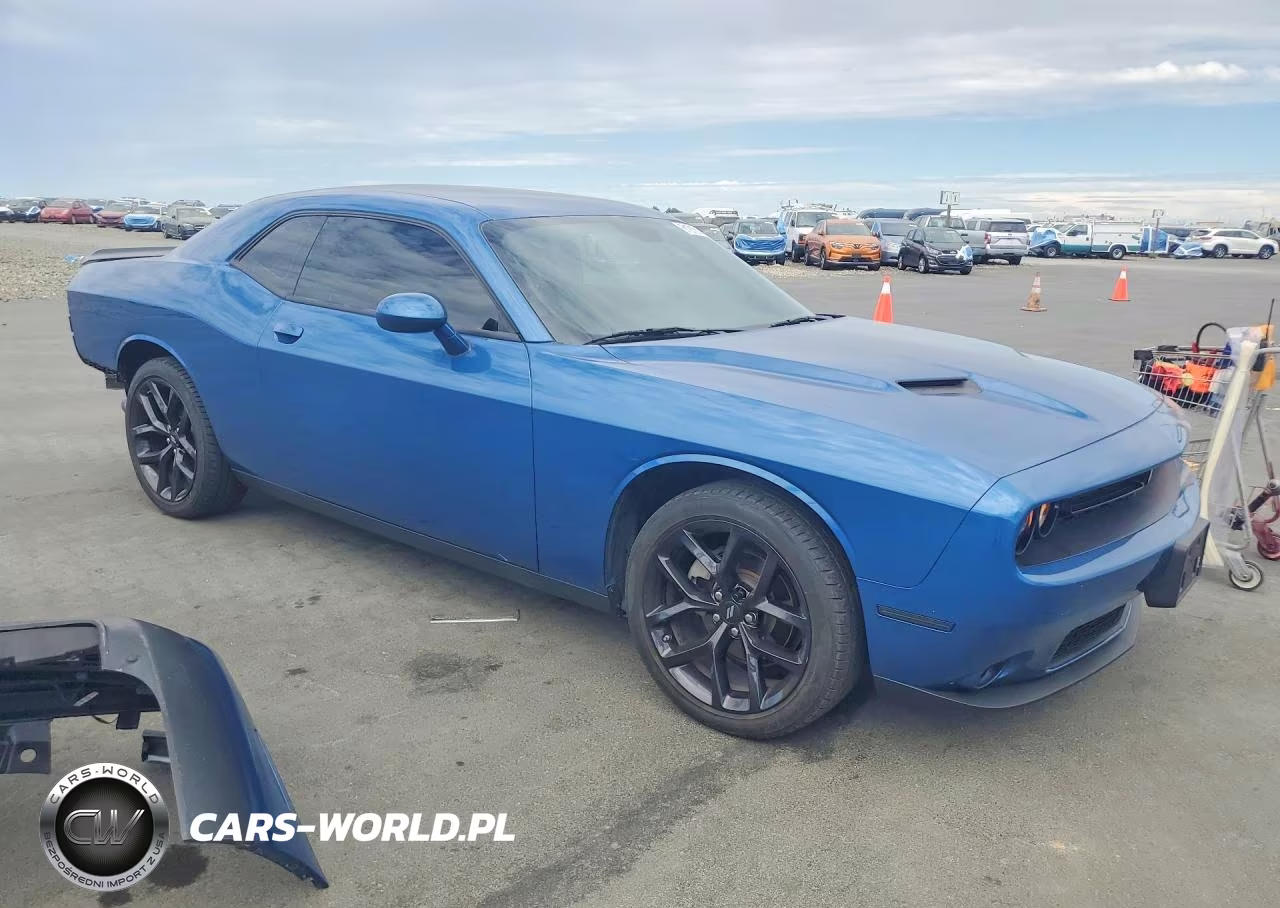 2023 Dodge Challenger Sxt VIN:2C3CDZAG0PH685967 - 4