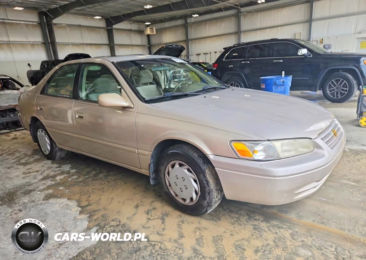 1999 Toyota Camry VIN:4T1BG22K6XU905209 - 4