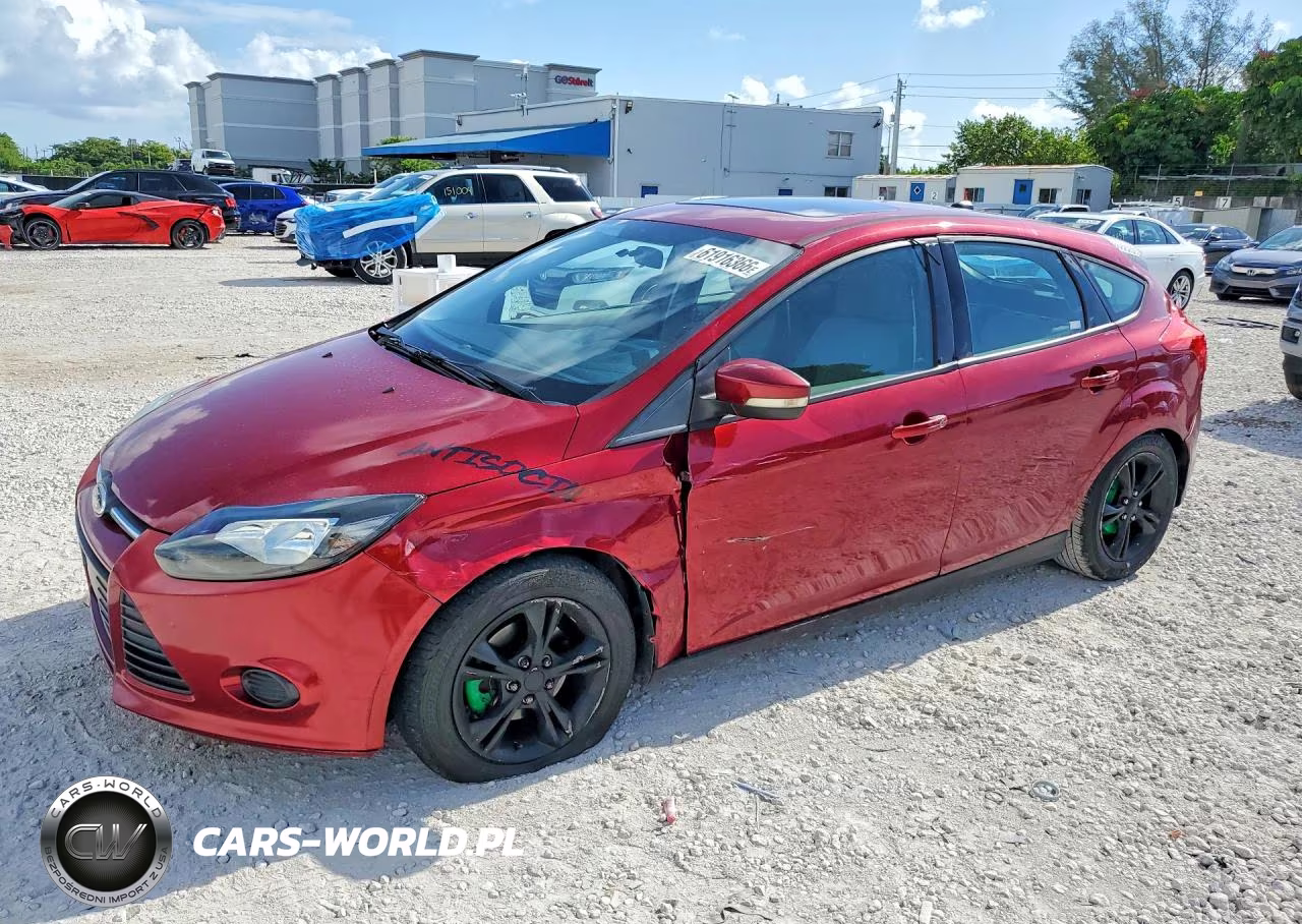 2014 Ford Focus Se VIN:1FADP3K25EL225345 - 1