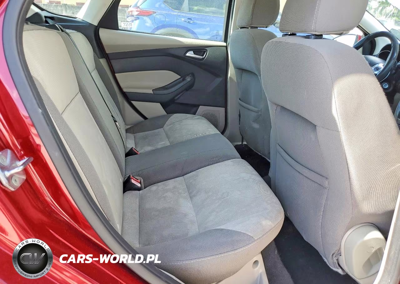 2014 Ford Focus Se VIN:1FADP3K25EL225345 - 10