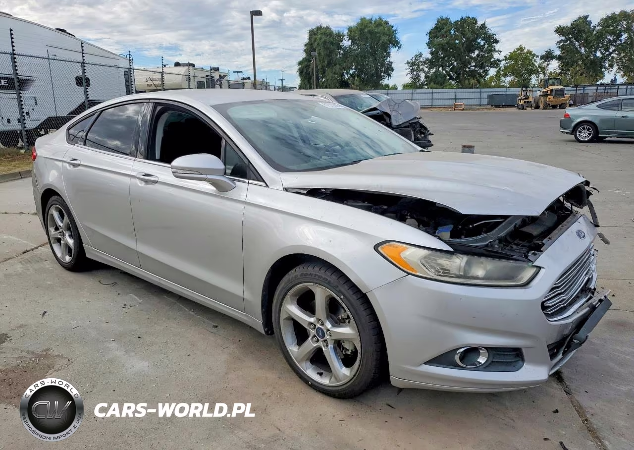 2013 Ford Fusion Se VIN:3FA6P0HR5DR254744 - 4