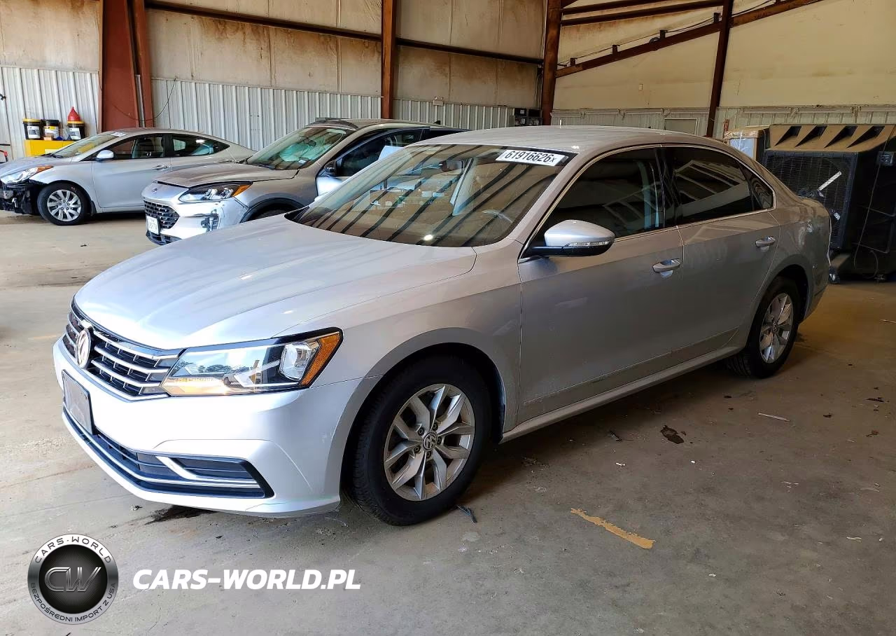 2017 Volkswagen Passat S – zdjęcie 1 z 12