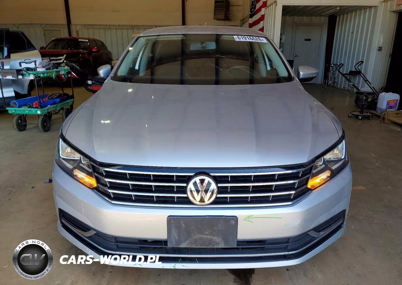 2017 Volkswagen Passat S VIN:1VWAT7A30HC029504 - 5