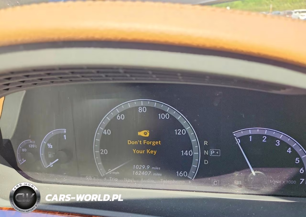 2010 Mercedes-Benz S 550 VIN:WDDNG7BB3AA292236 - 9