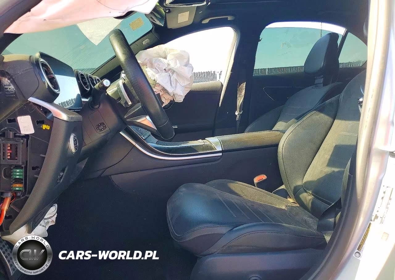 2023 Mercedes-Benz C 300 VIN:W1KAF4GB9PR136124 - 7