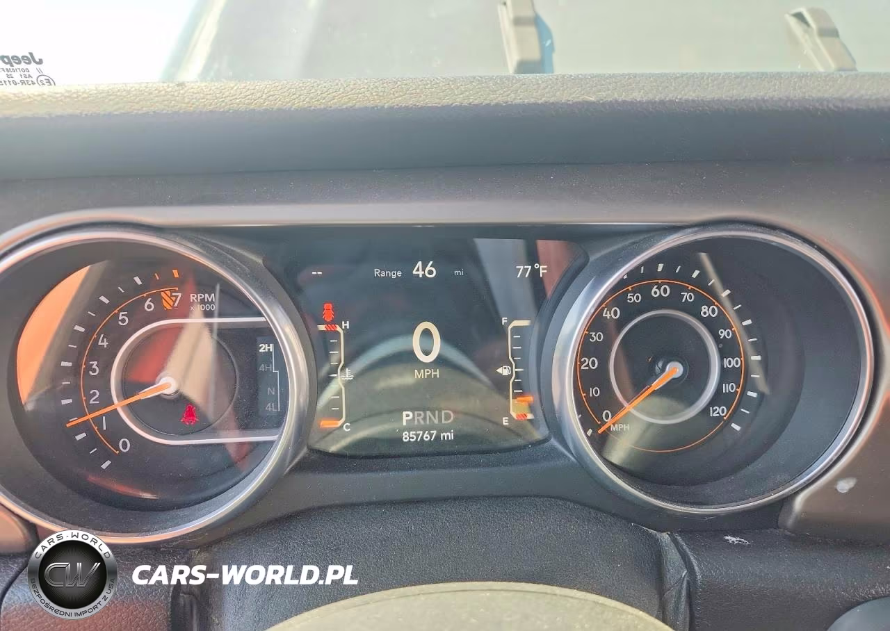 2018 Jeep Wrangler Unlimited Sport VIN:1C4HJXDG2JW298954 - 9