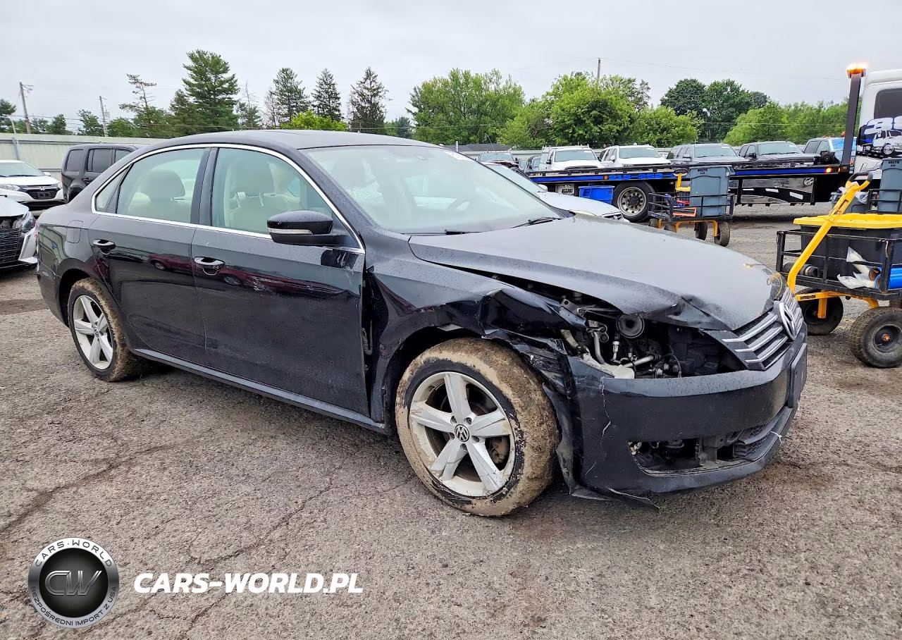 2013 Volkswagen Passat Se VIN:1VWBP7A3XDC058981 - 4