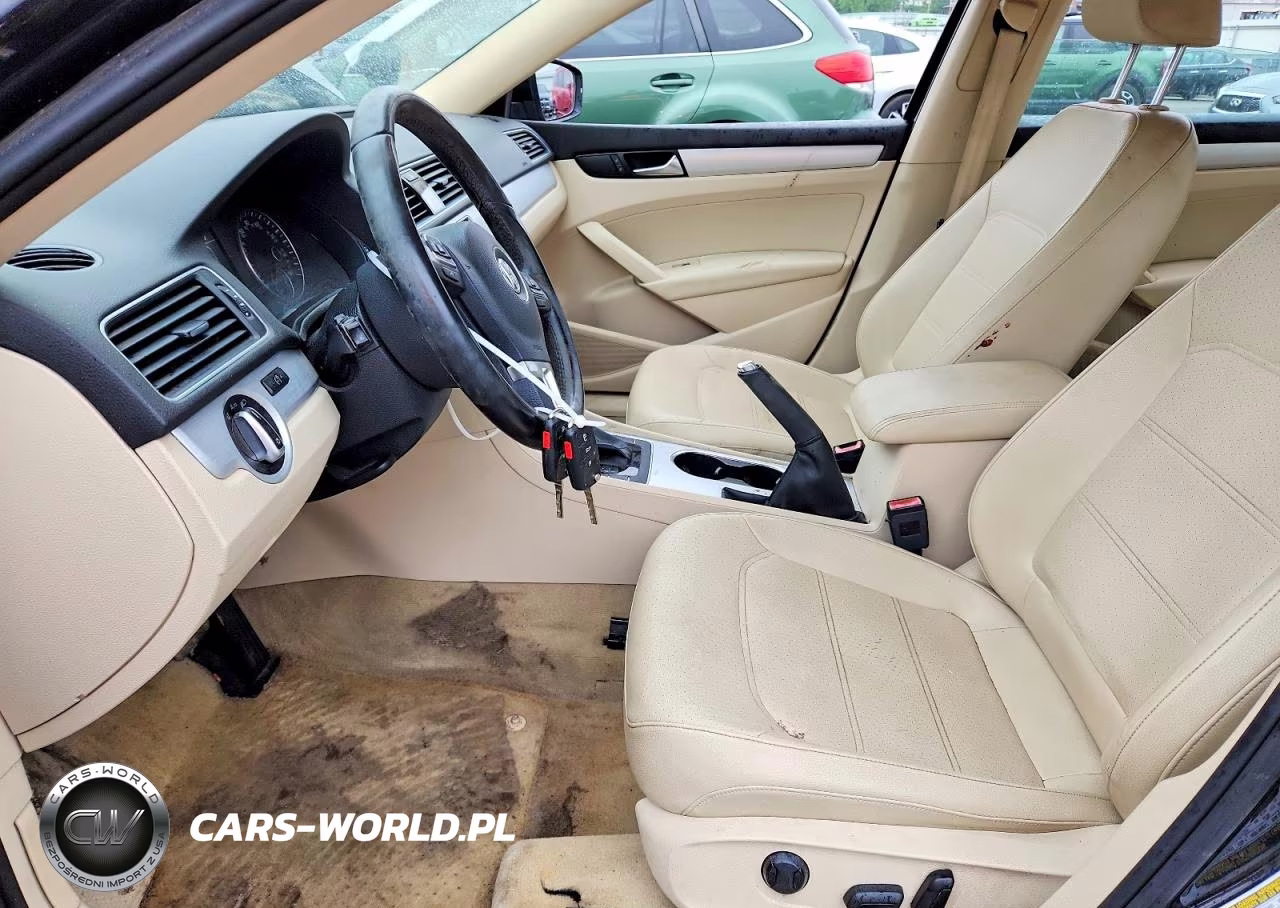 2013 Volkswagen Passat Se VIN:1VWBP7A3XDC058981 - 7