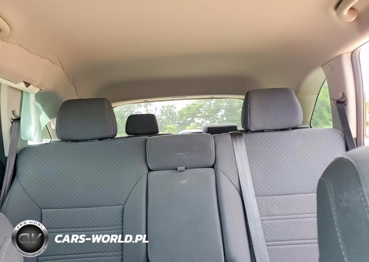 2020 Kia Sorento Lx VIN:5XYPGDA34LG676587 - 10