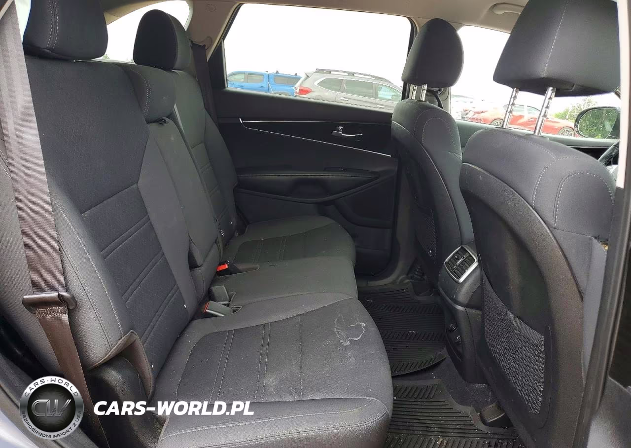 2020 Kia Sorento Lx VIN:5XYPGDA34LG676587 - 11
