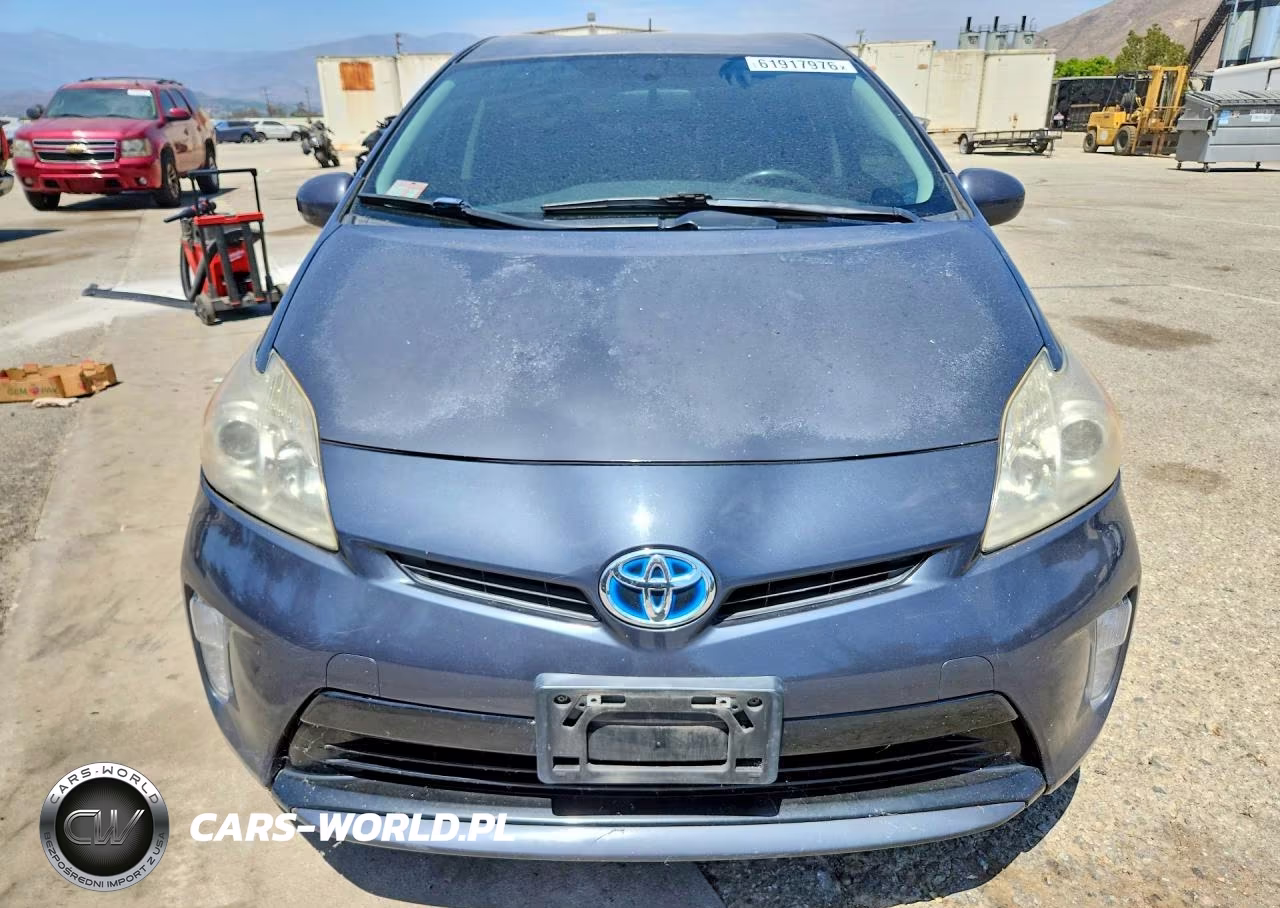 2012 Toyota Prius Three VIN:JTDKN3DU3C1517557 - 5