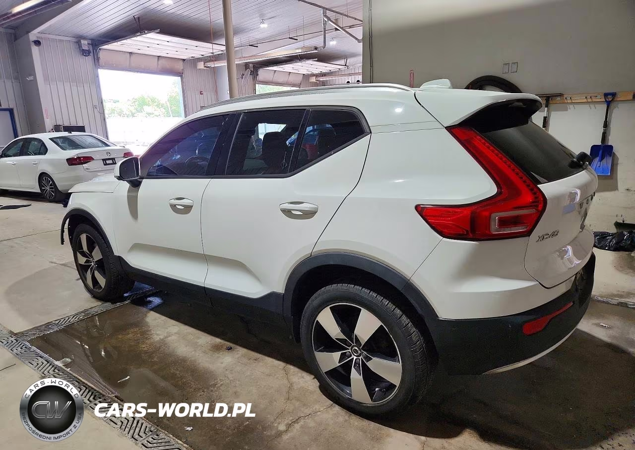 2019 Volvo Xc40 T5 Momentum VIN:YV4162UK2K2127783 - 2