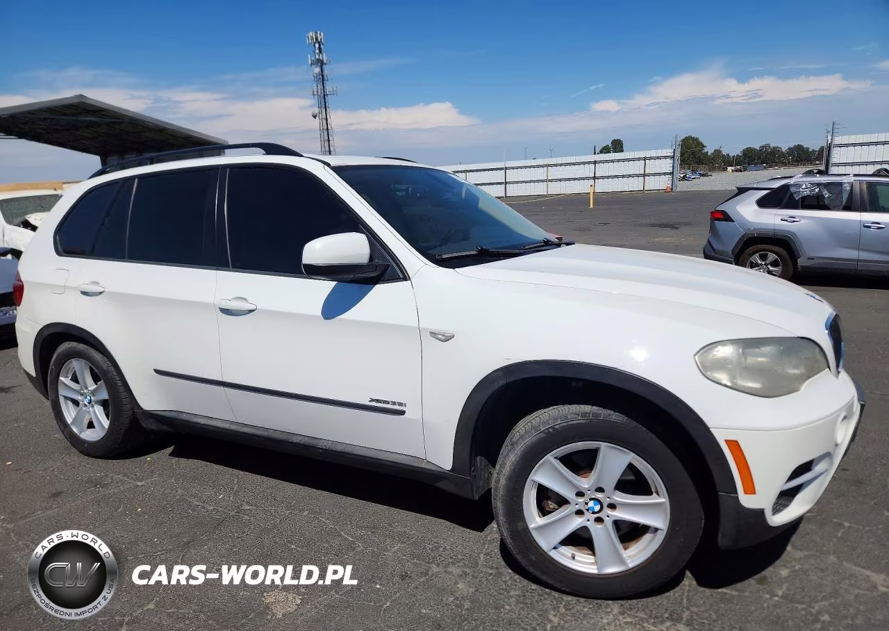 2013 BMW X5 xDrive35I VIN:5UXZV4C53D0B02441 - 4