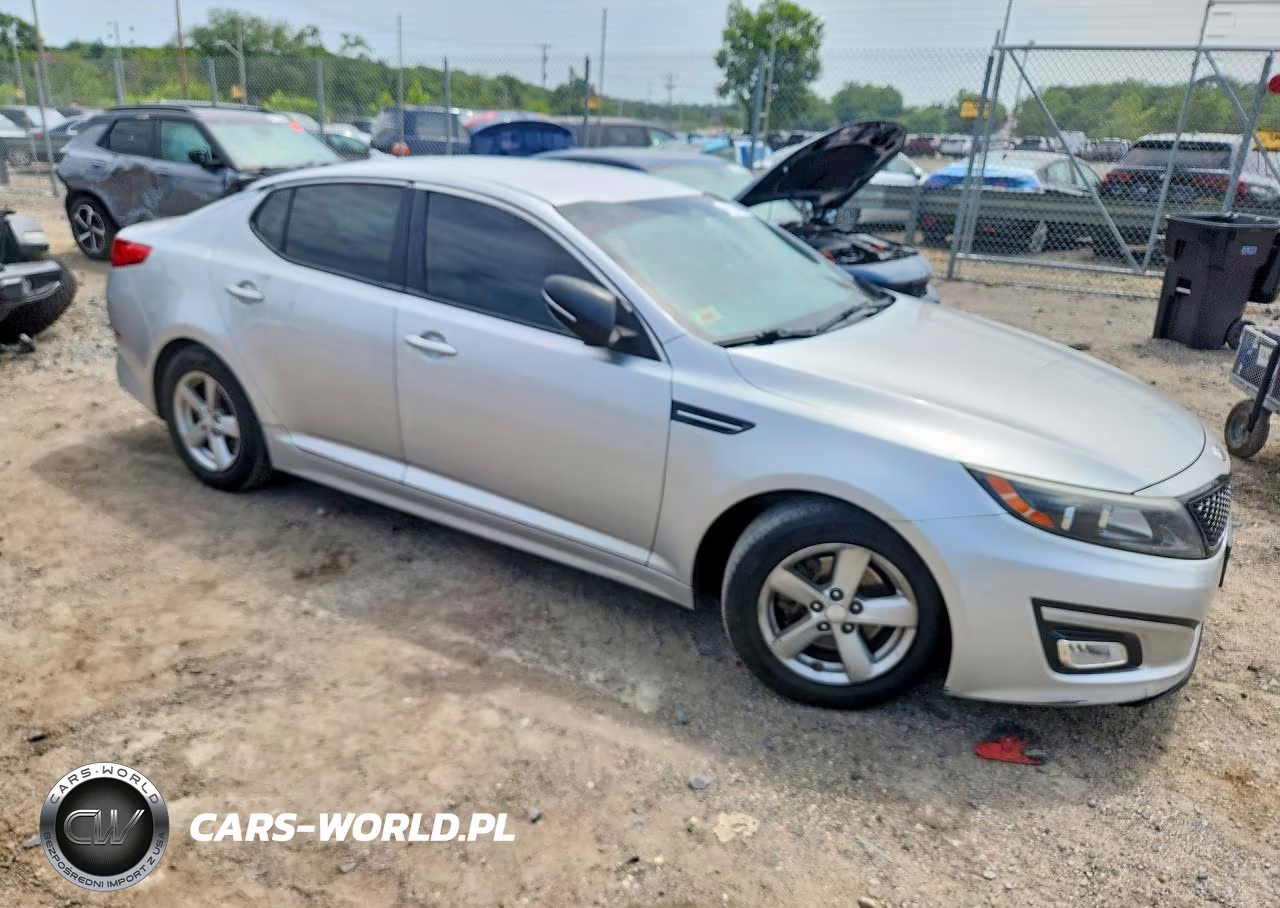 2014 Kia Optima Lx VIN:5XXGM4A77EG262383 - 4