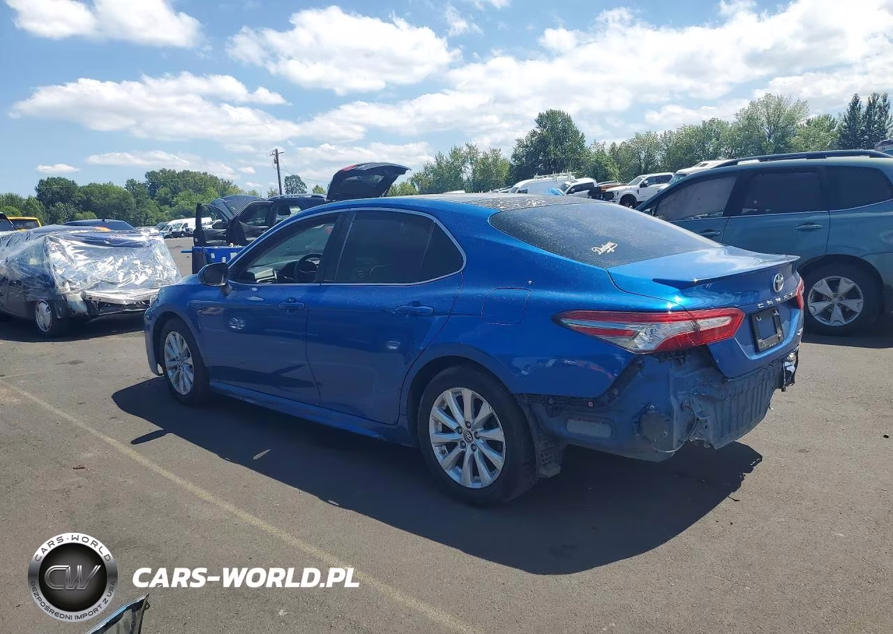 2018 Toyota Camry Xse VIN:4T1B61HKXJU077743 - 2