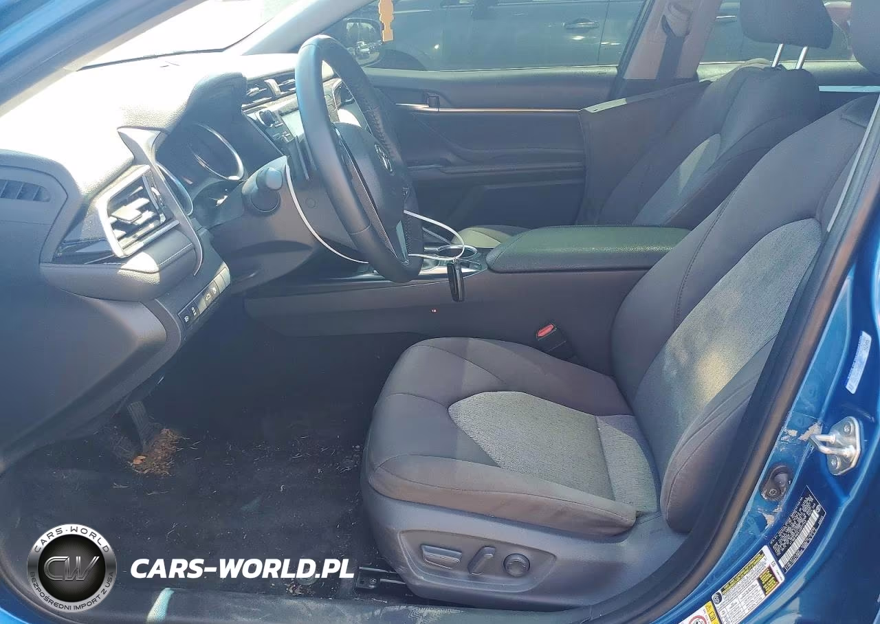 2018 Toyota Camry Xse VIN:4T1B61HKXJU077743 - 7