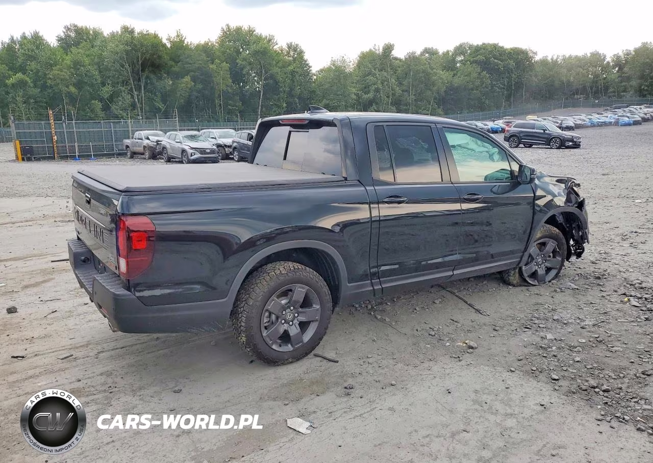 2026 Honda Ridgeline Trail Sport VIN:5FPYK3F63TB005975 - 3