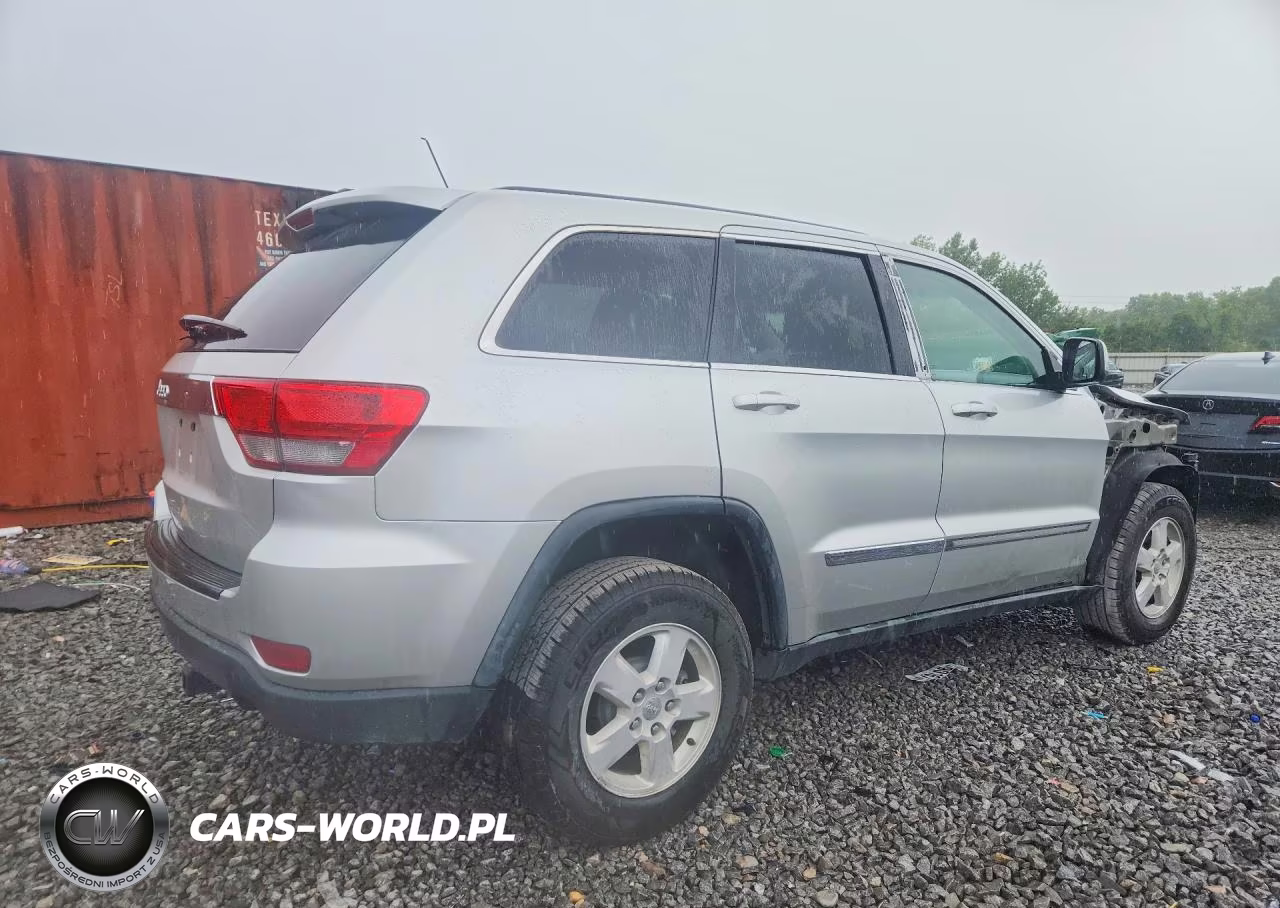 2012 Jeep Grand Cherokee Laredo VIN:1C4RJEAG9CC177386 - 3