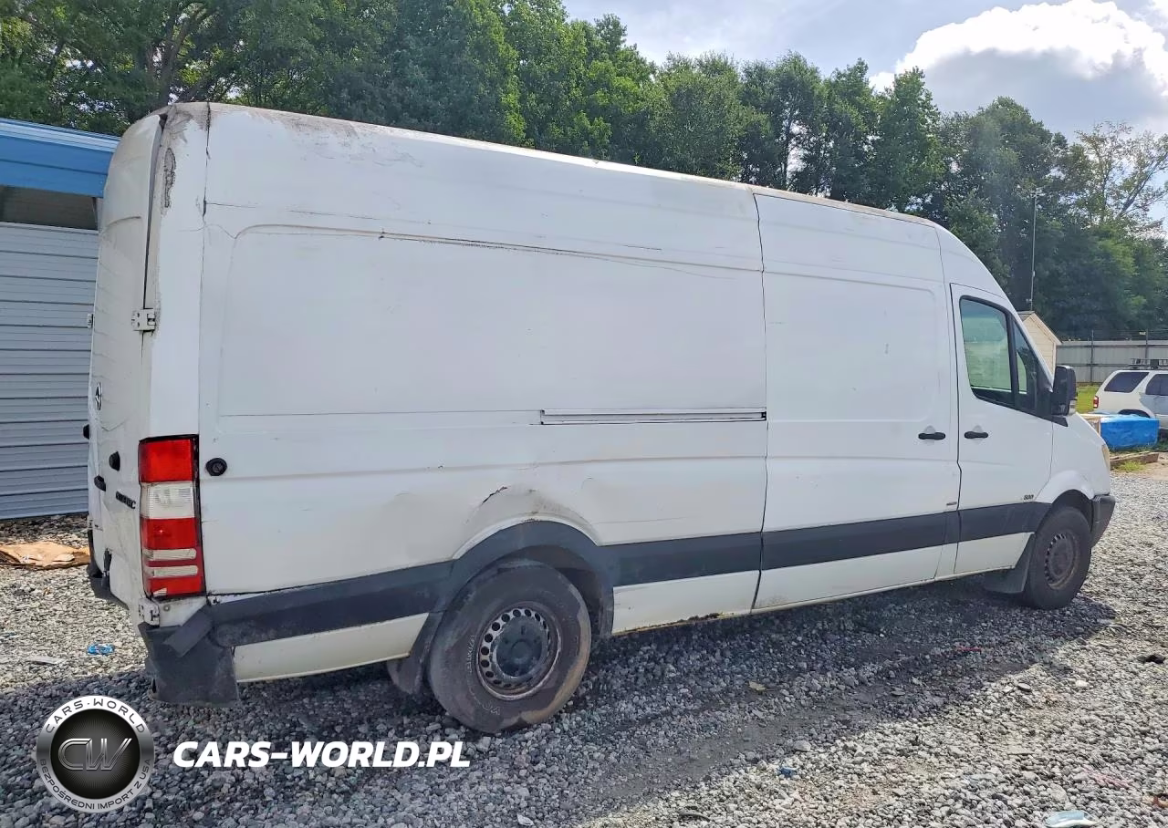 2012 Mercedes-Benz Sprinter 2500 Delivery Van VIN:WD3PE8CBXC5611411 - 3