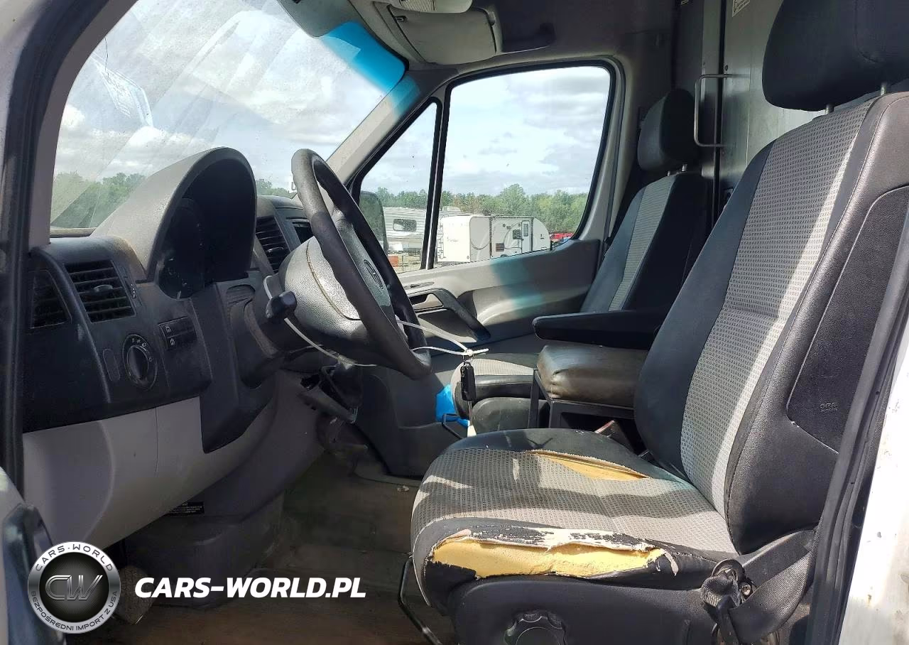 2012 Mercedes-Benz Sprinter 2500 Delivery Van VIN:WD3PE8CBXC5611411 - 7