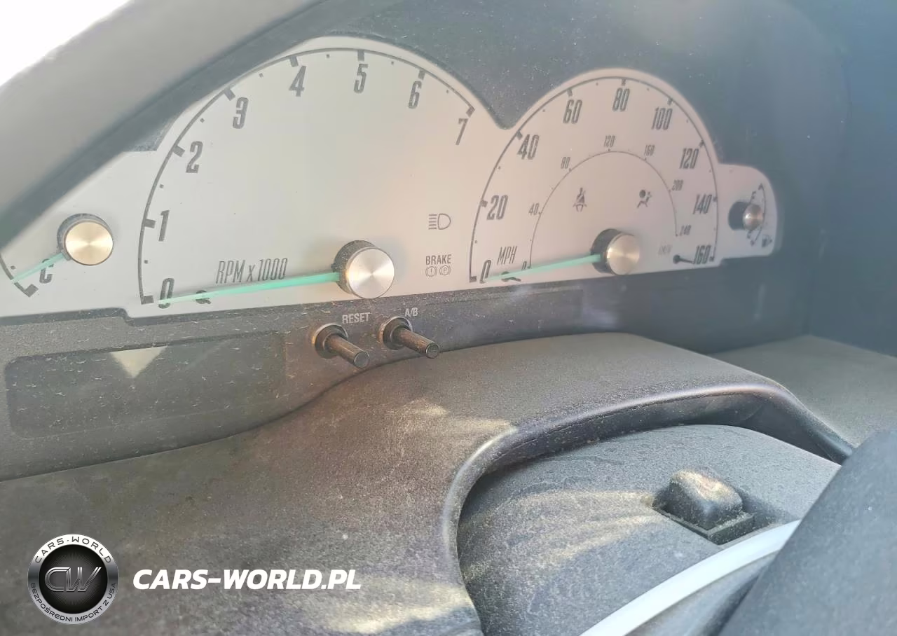 2002 Ford Thunderbird VIN:1FAHP60A92Y121002 - 9