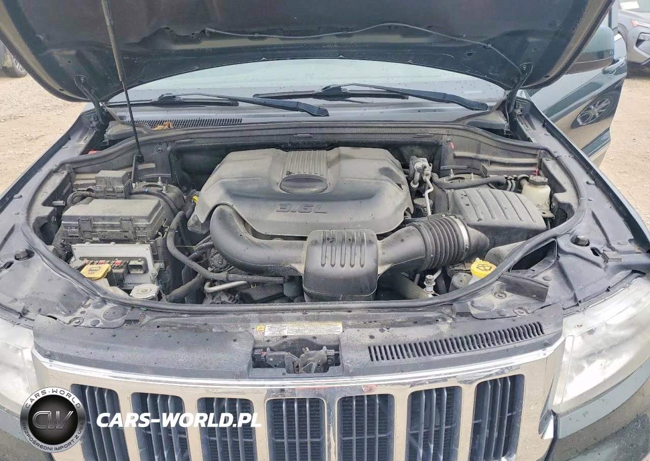 2011 Jeep Grand Cherokee Laredo VIN:1J4RR4GG0BC739002 - 12