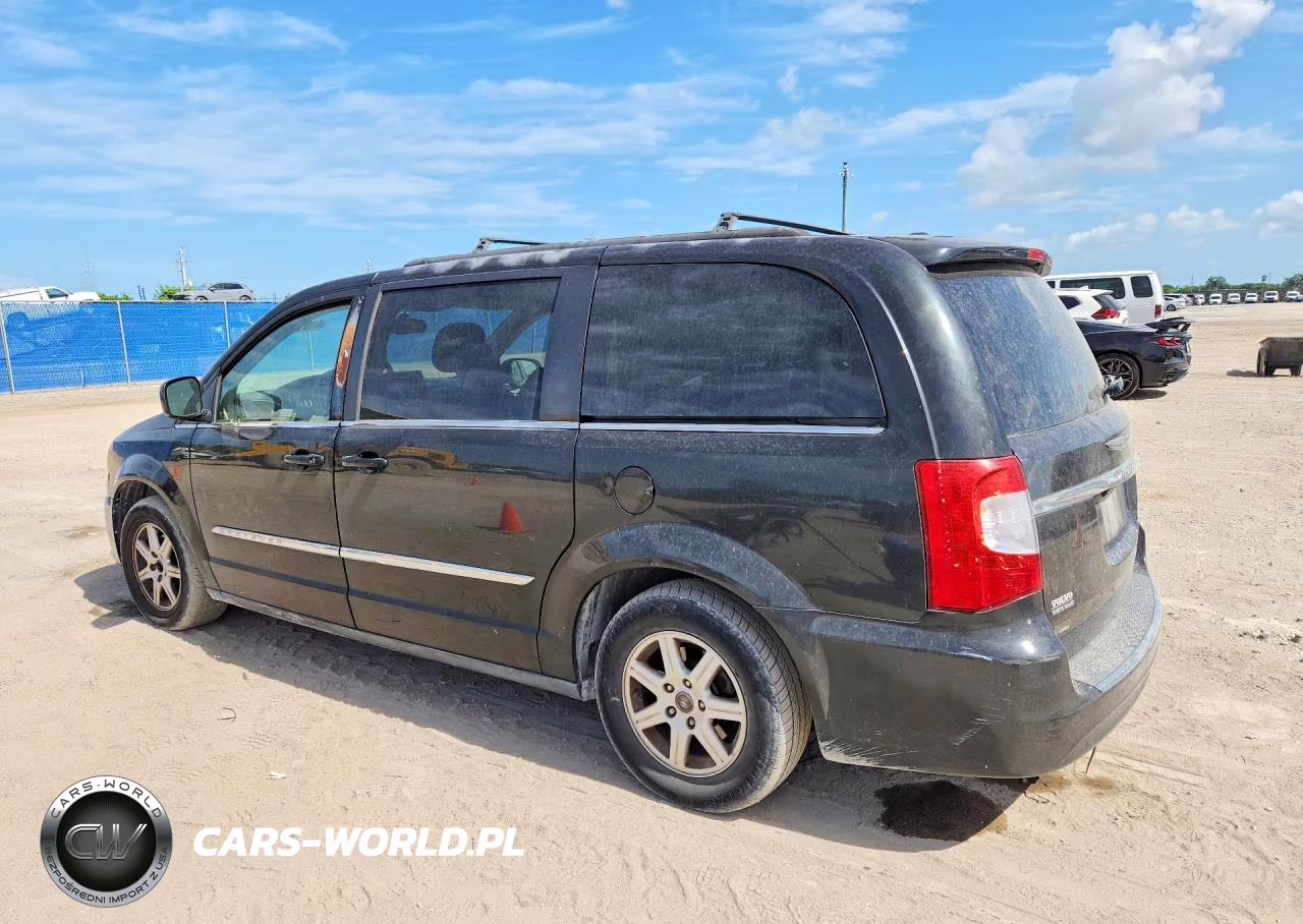 2013 Chrysler Town & Country Touring VIN:2C4RC1BG1DR554903 - 2