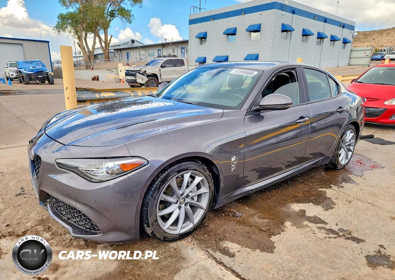 2022 Alfa Romeo Giulia