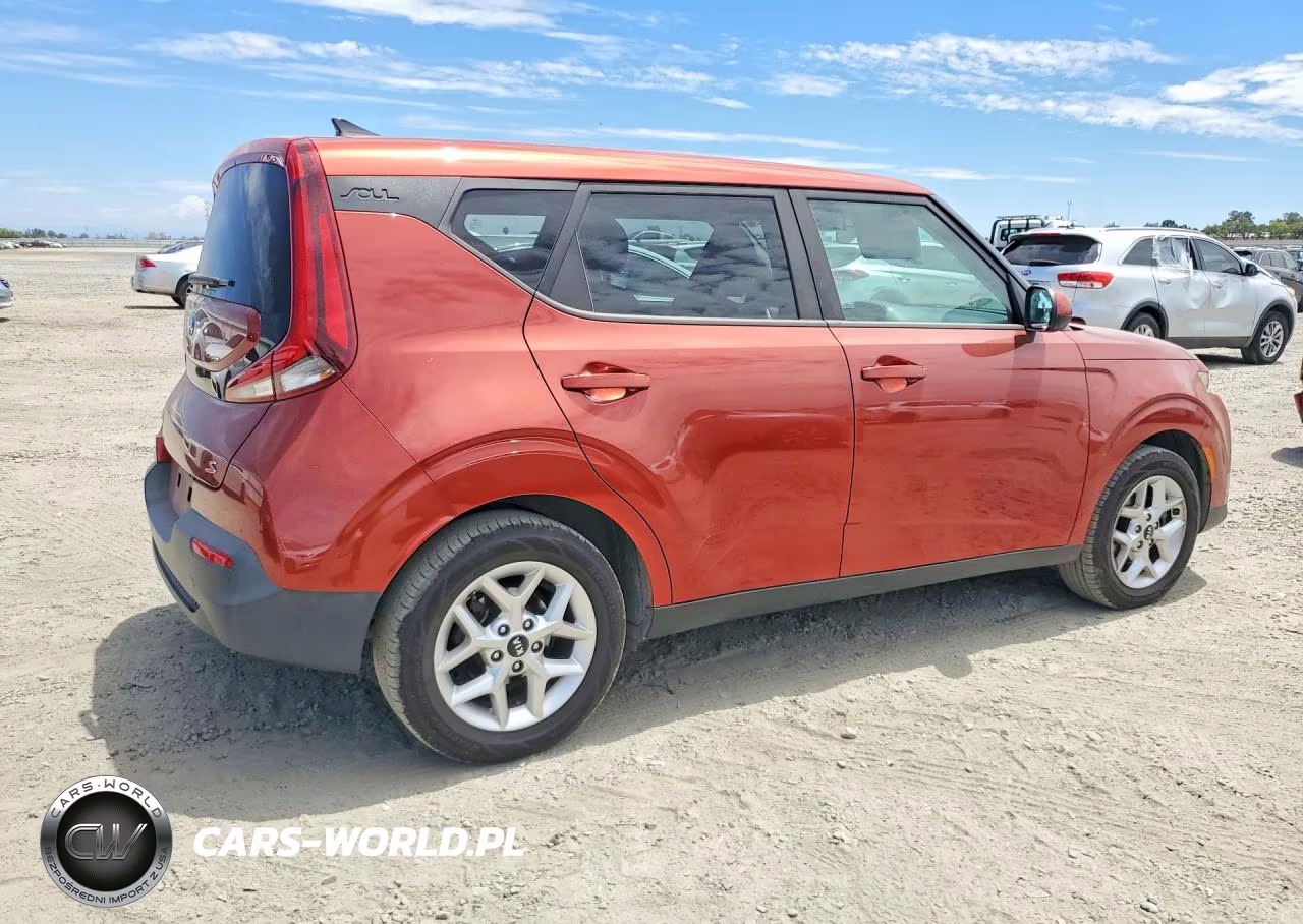 2020 Kia Soul S VIN:KNDJ23AU9L7115449 - 3