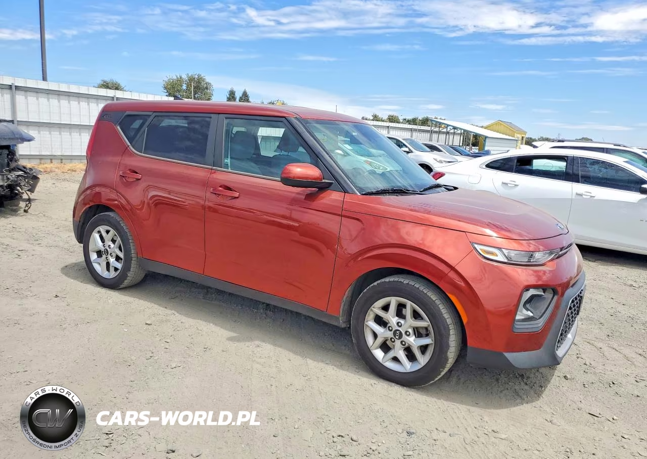 2020 Kia Soul S VIN:KNDJ23AU9L7115449 - 4