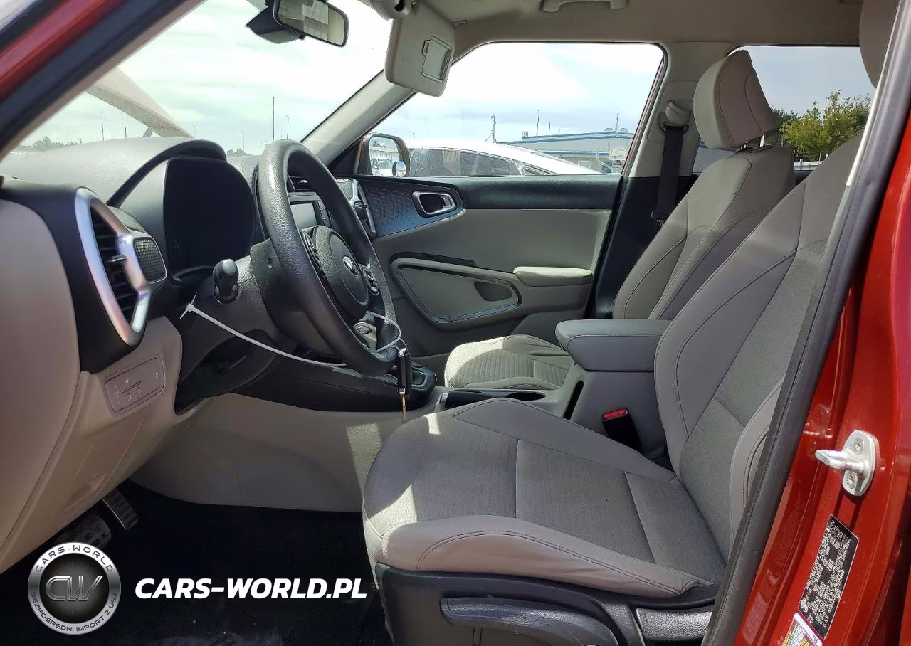 2020 Kia Soul S VIN:KNDJ23AU9L7115449 - 7