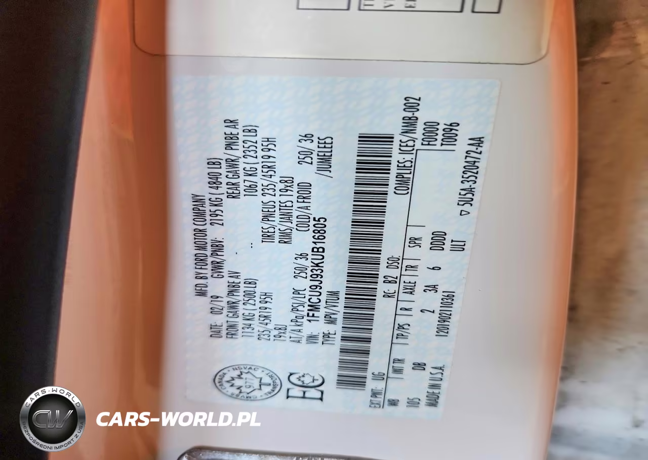 2019 Ford Escape Titanium VIN:1FMCU9J93KUB16805 - 14