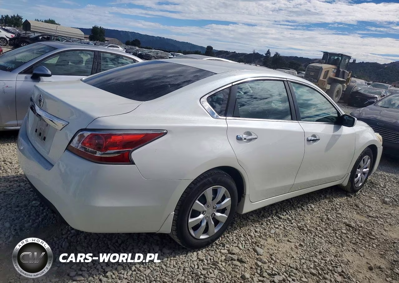 2015 Nissan Altima 2.5 S VIN:1N4AL3AP5FC269455 - 3