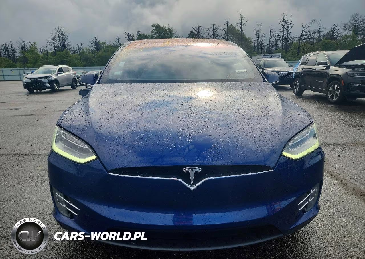 2017 Tesla Model X VIN:5YJXCBE40HF075999 - 5