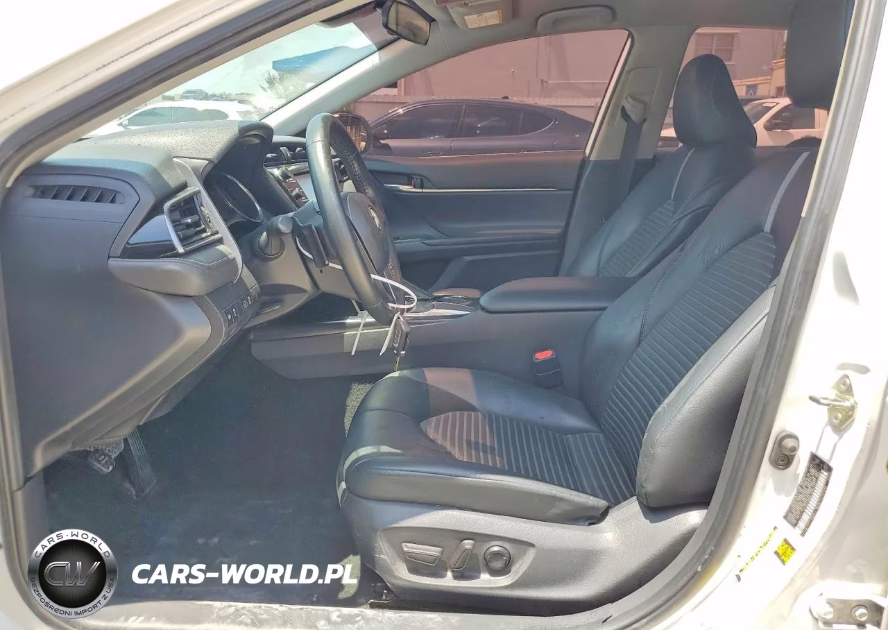 2020 Toyota Camry Se VIN:4T1G11AK2LU885120 - 7