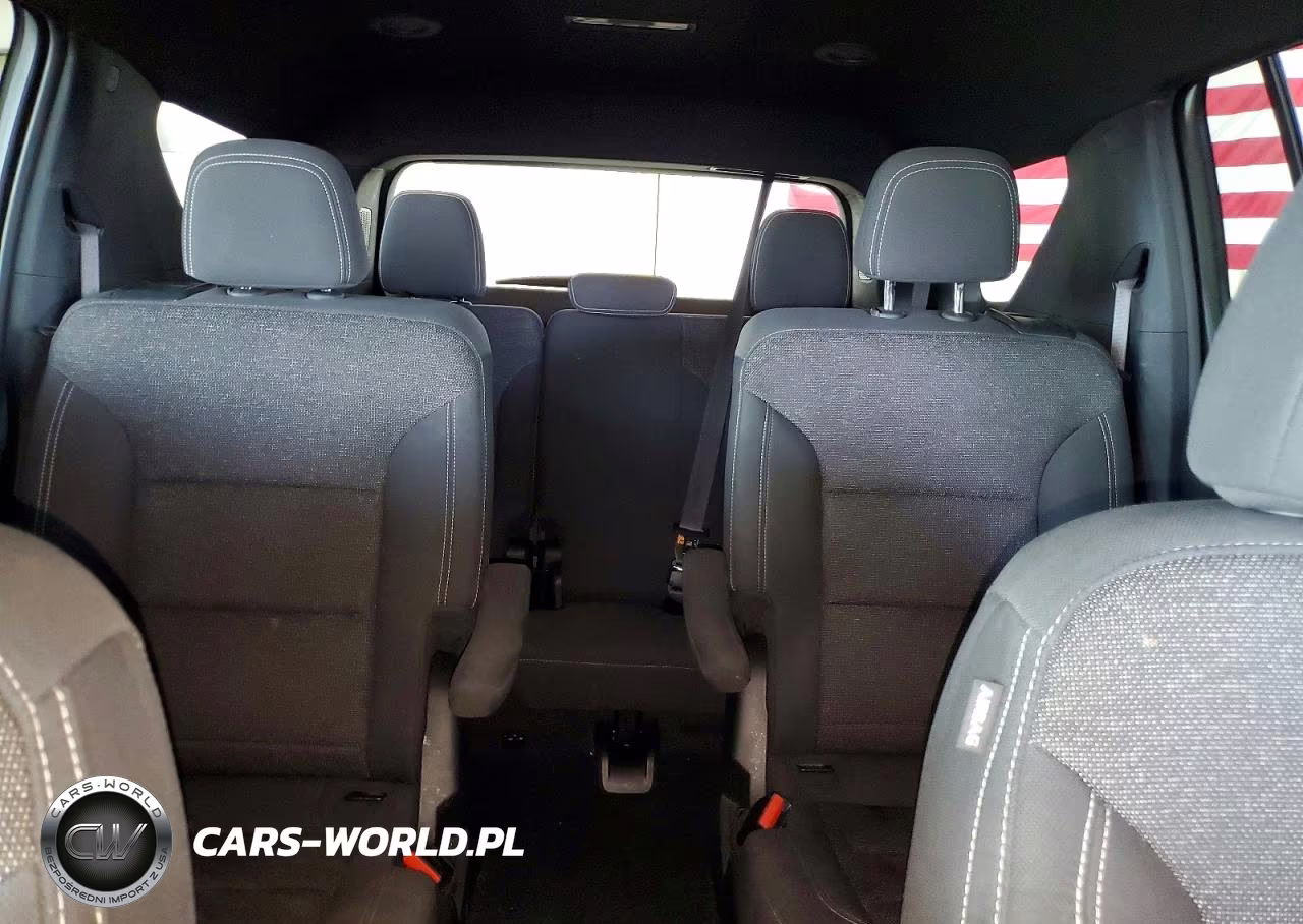 2025 Chevrolet Traverse Lt VIN:1GNERGRS0SJ148484 - 10