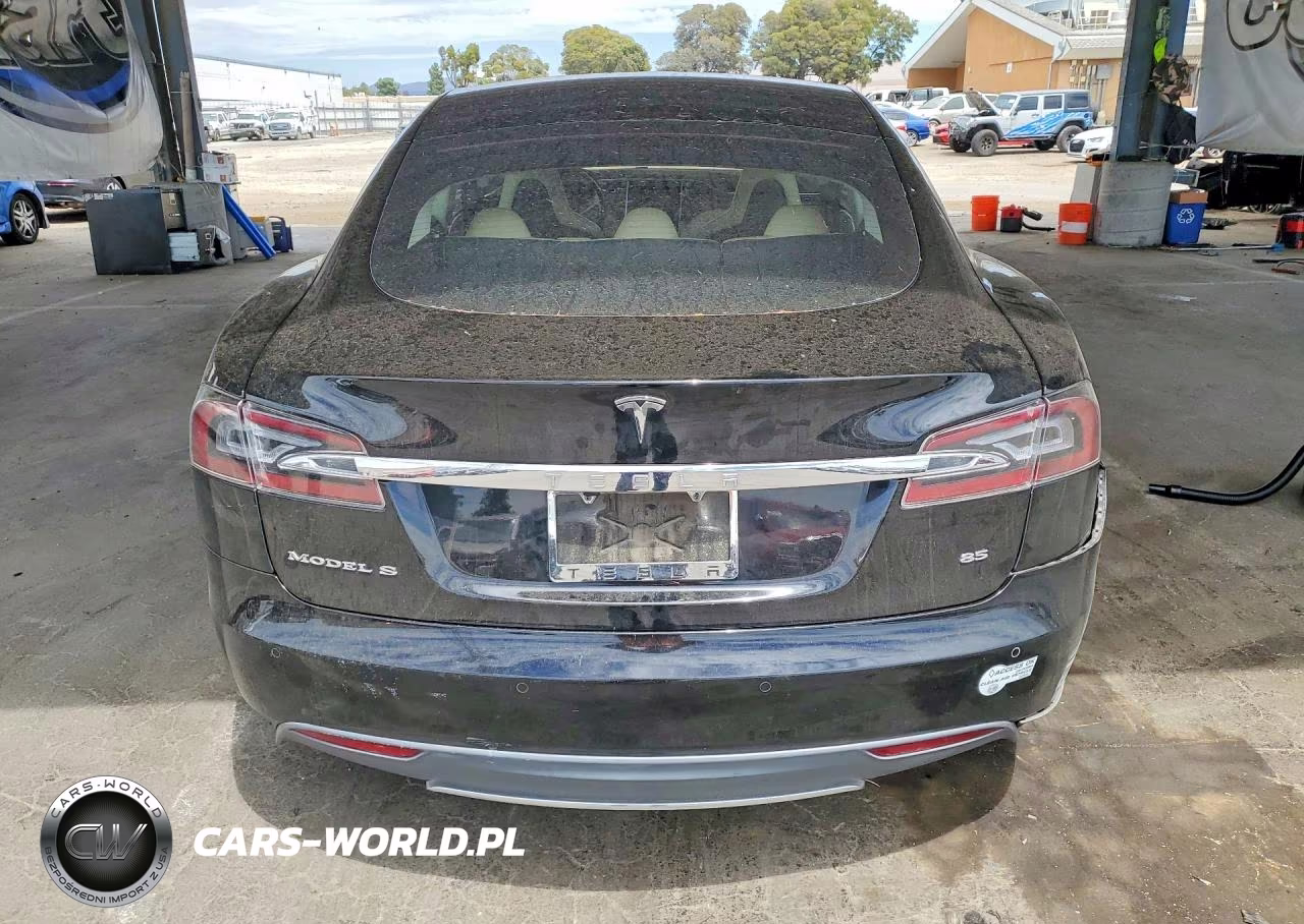 2014 Tesla Model S VIN:5YJSA1H18EFP35648 - 6