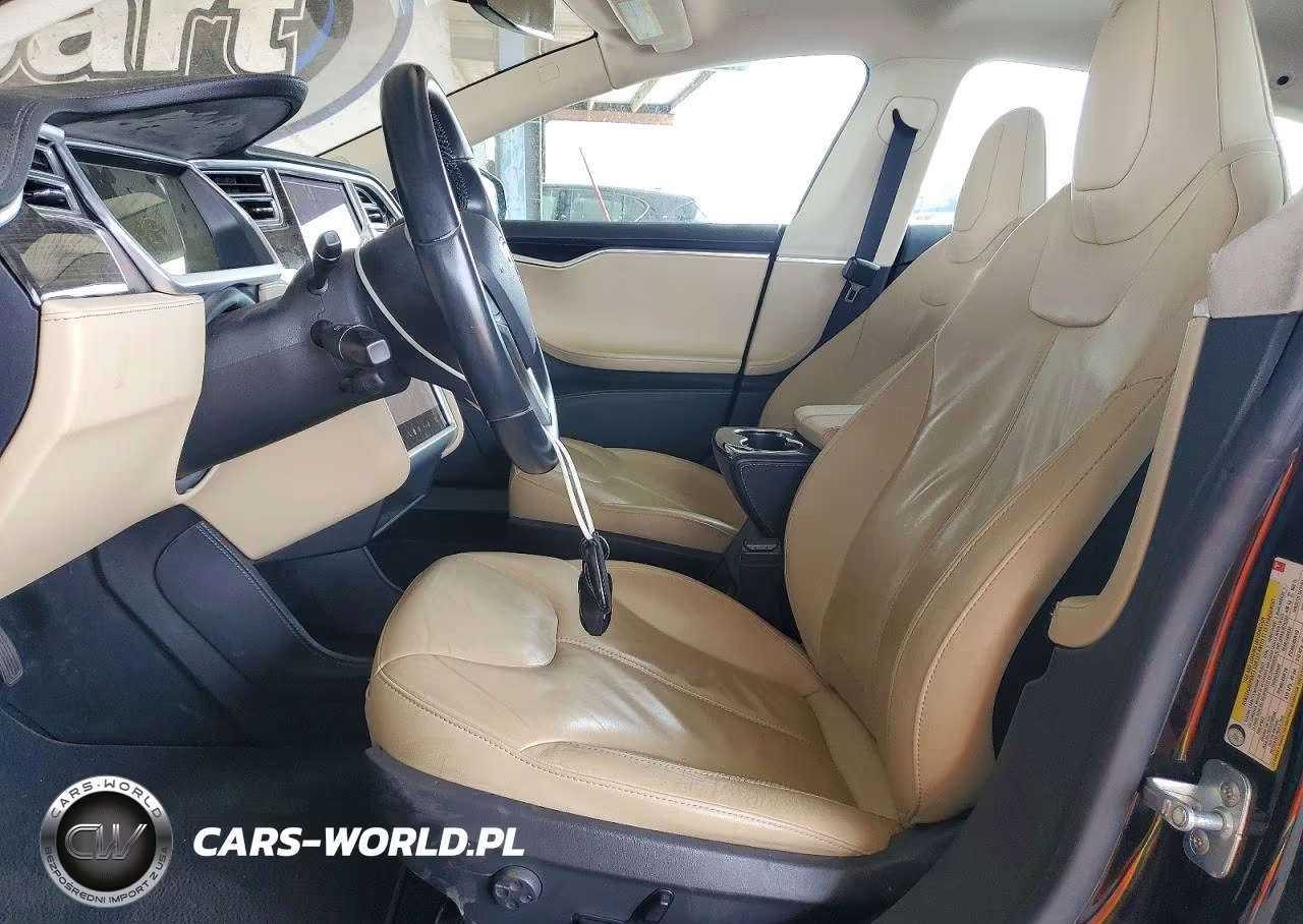 2014 Tesla Model S VIN:5YJSA1H18EFP35648 - 7