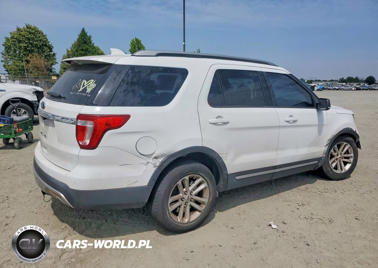 2016 Ford Explorer Xlt VIN:1FM5K7D83GGD28700 - 3