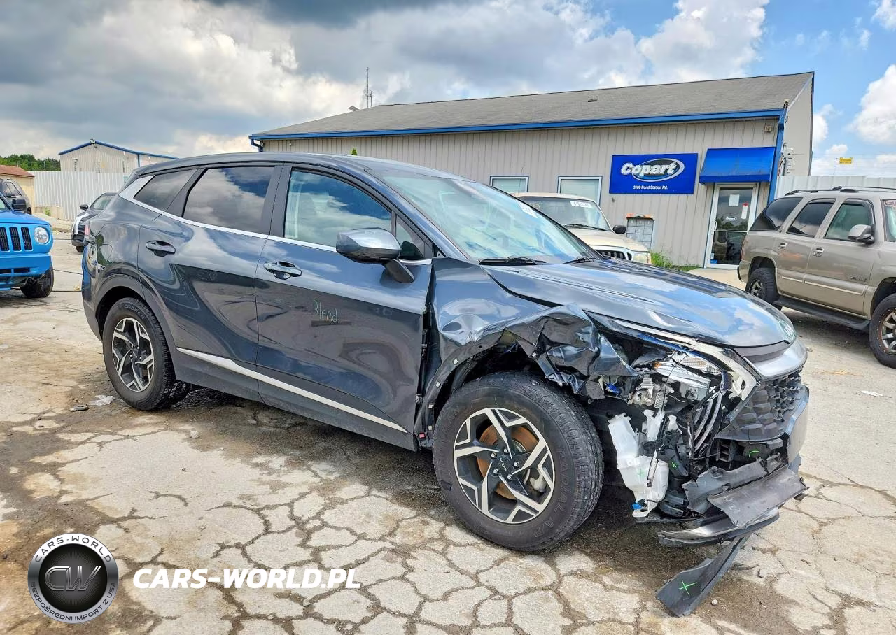 KIA SPORTAGE L VIN:KNDPU3AF8P7132657 - 4
