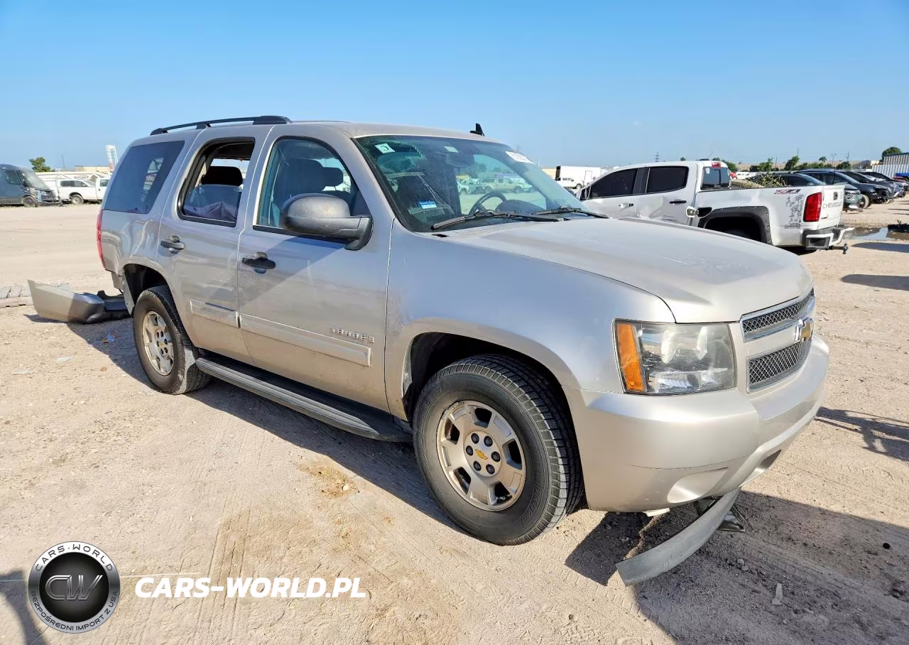 2009 Chevrolet Tahoe C1500 Ls VIN:1GNFC13C79R275006 - 4