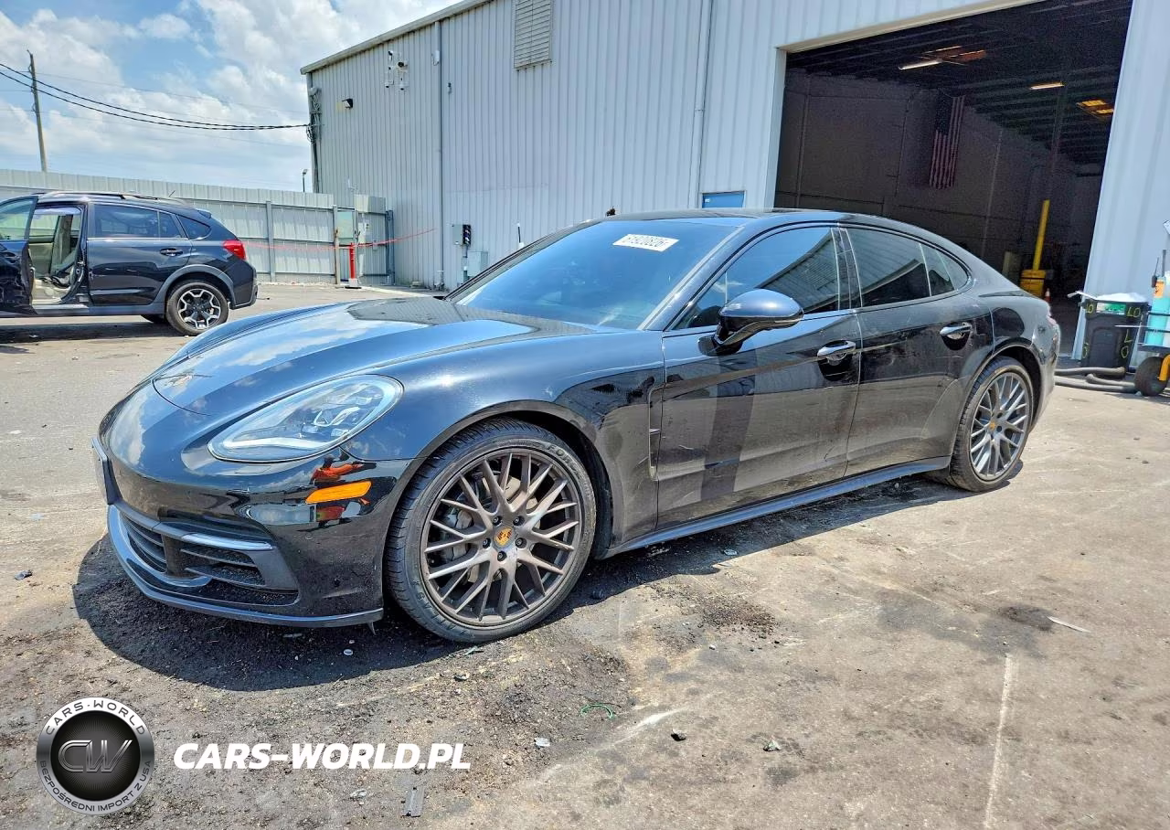 2020 Porsche Panamera 4S