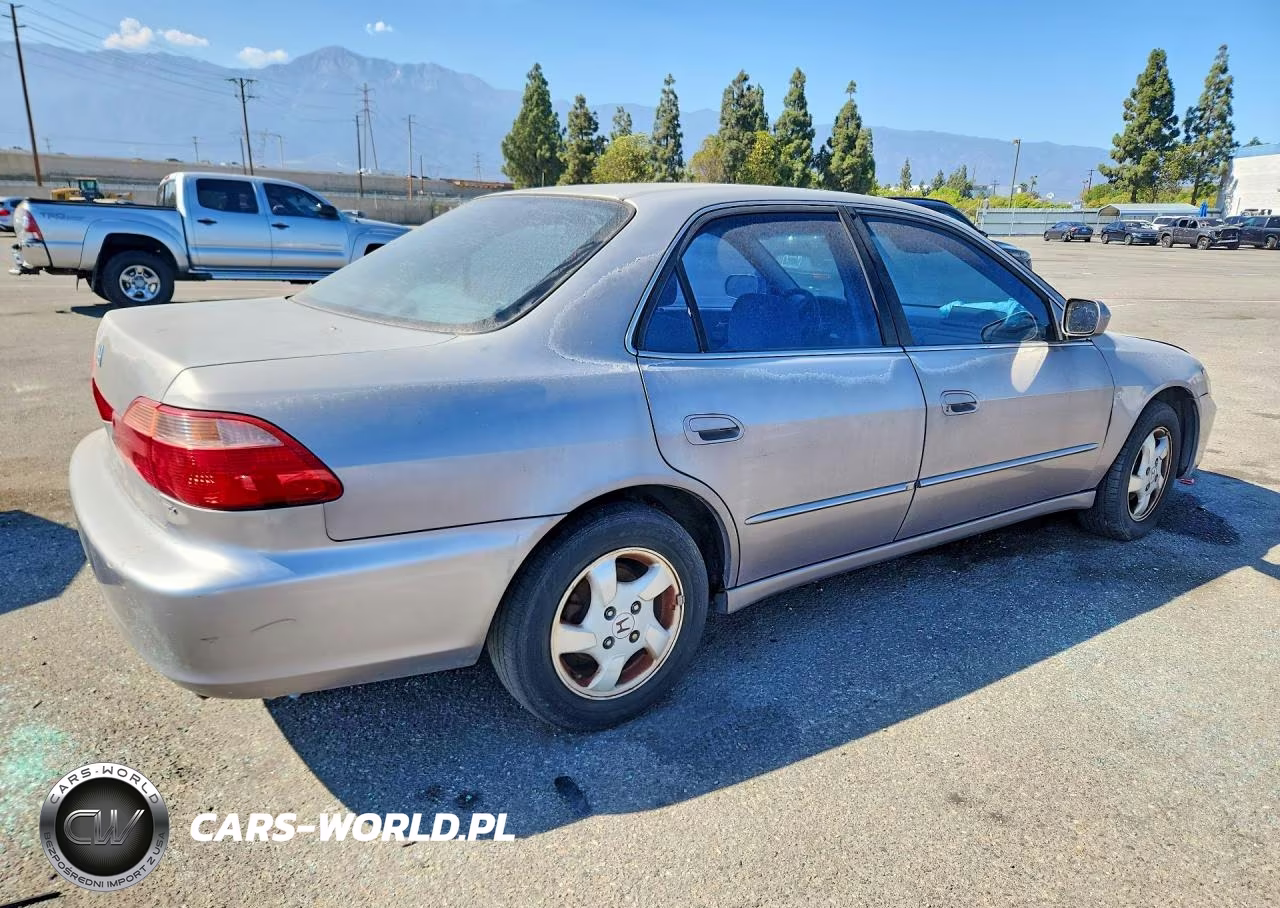 2000 Honda Accord Ex VIN:1HGCG6672YA077587 - 3