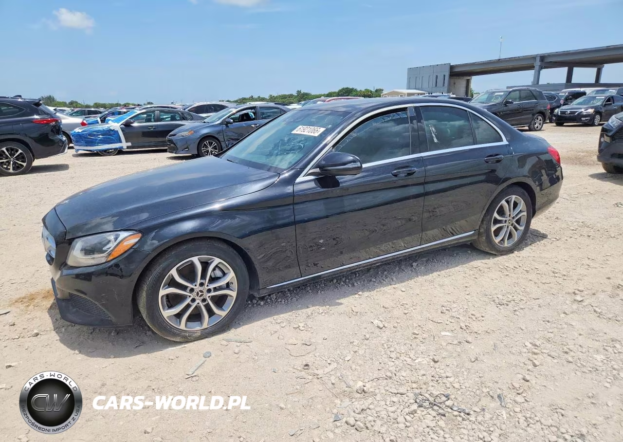 2018 Mercedes-Benz C 300