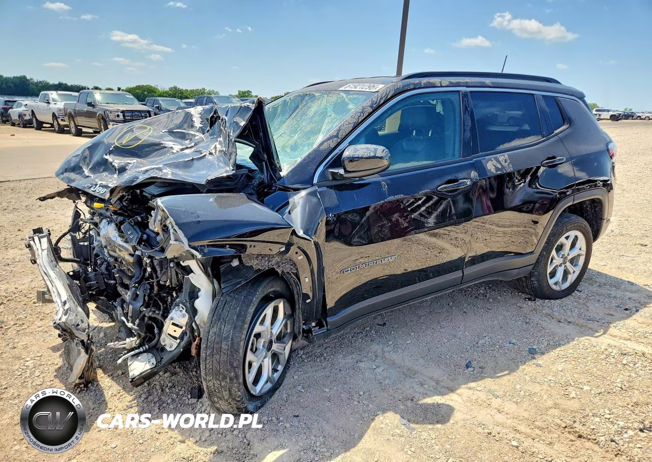 2025 Jeep Compass Latitude – zdjęcie 1 z 13