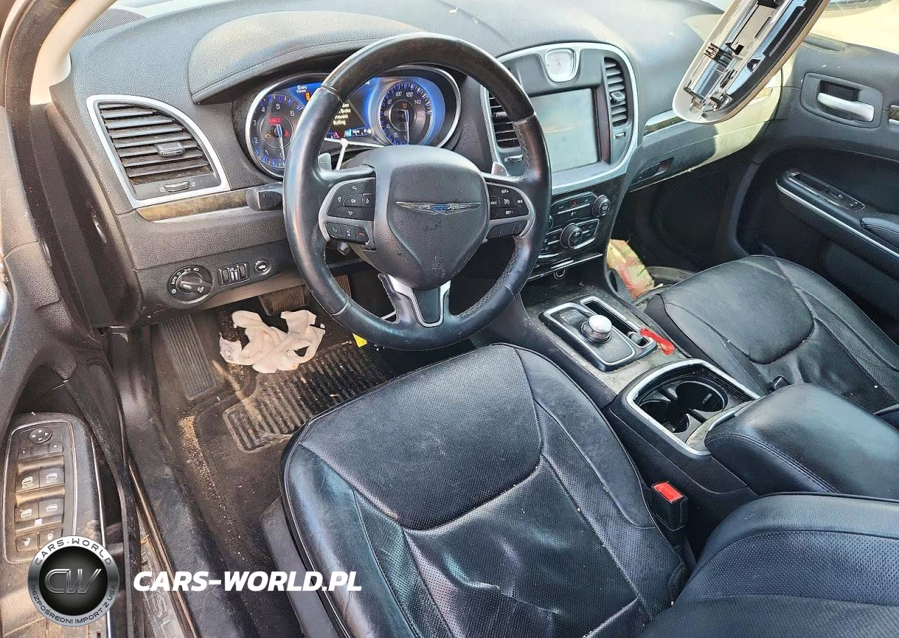 2015 Chrysler 300C VIN:2C3CCAET6FH882037 - 8